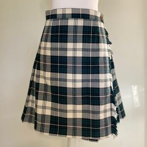 Women’s Green Plaid Kilt – Size S - McCarthy’s Canada